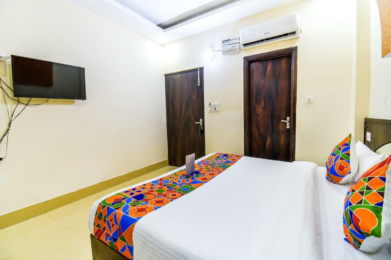 Fabhotel Js Regency Gt Road Amritsar Exteriör bild