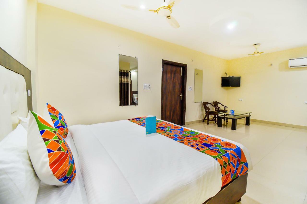 Fabhotel Js Regency Gt Road Amritsar Exteriör bild