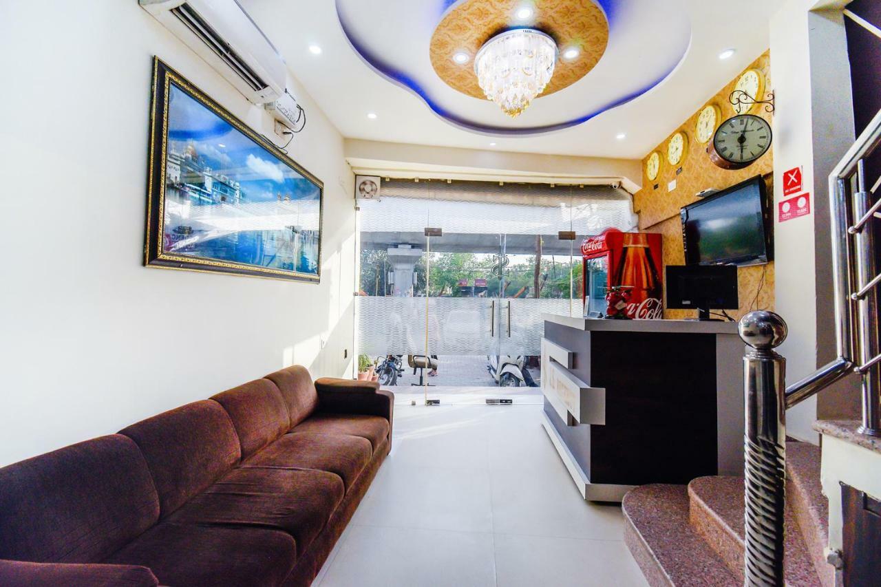 Fabhotel Js Regency Gt Road Amritsar Exteriör bild